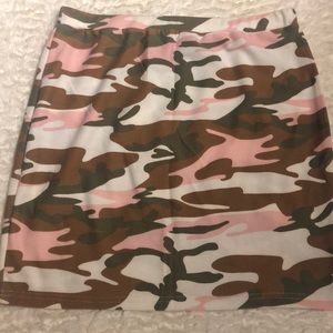 Camo skirt